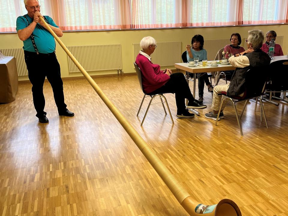 H.Traber am Alphorn