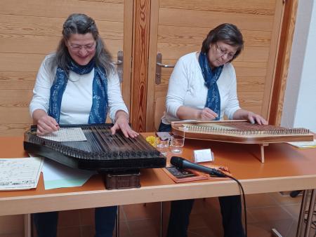 Adventlicher Nachmittag mit Musik und Gesang