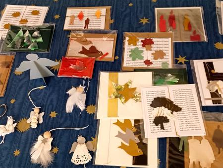 Adventskarten und Engel aus Papier