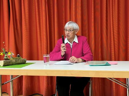 Zita Bachmann las am ökumenischen Seniorennachmittag Steckborn