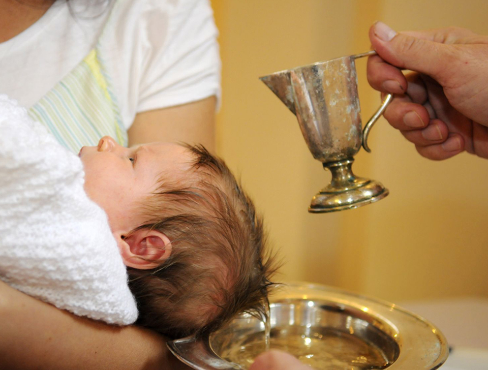 Kind wird getauft